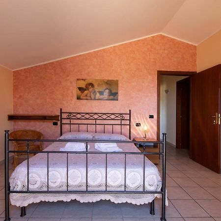 B&B La Casa Fra Gli Olivi Marsciano Bagian luar foto