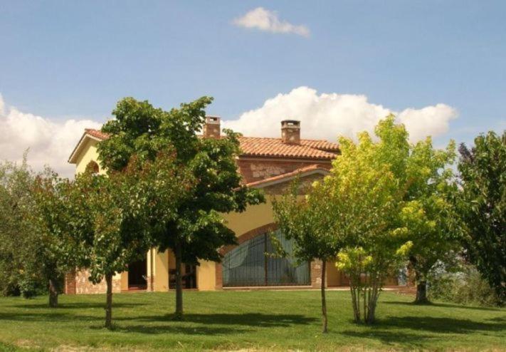 B&B La Casa Fra Gli Olivi Marsciano Bagian luar foto