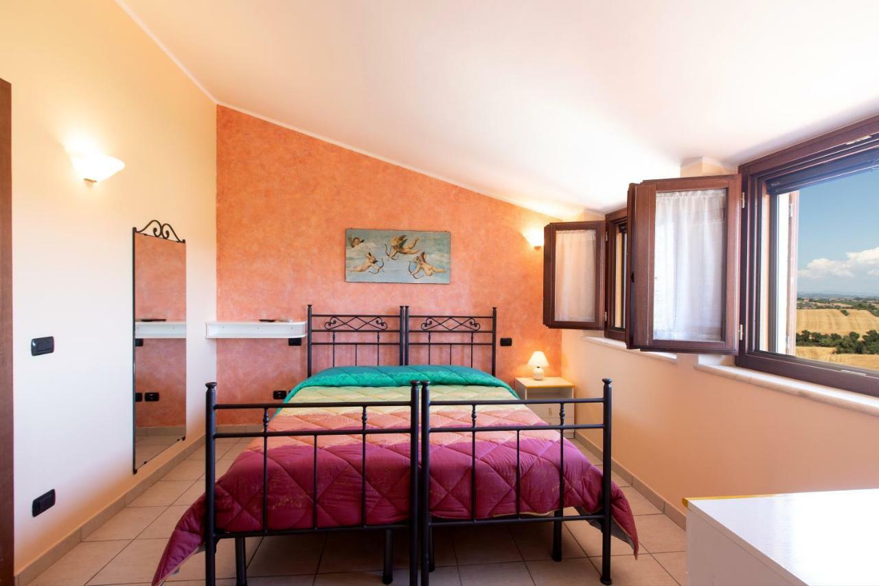 B&B La Casa Fra Gli Olivi Marsciano Bagian luar foto